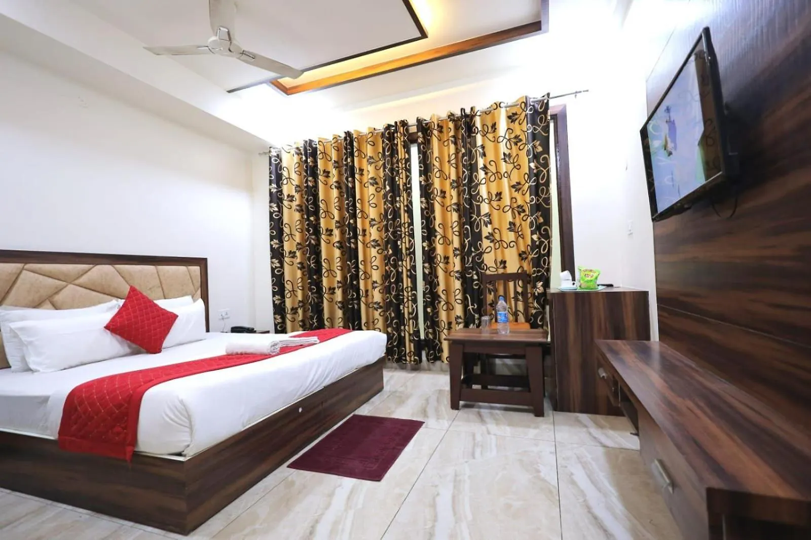 Agra Hotel Agra  3*, Agra (Uttar Pradesh)