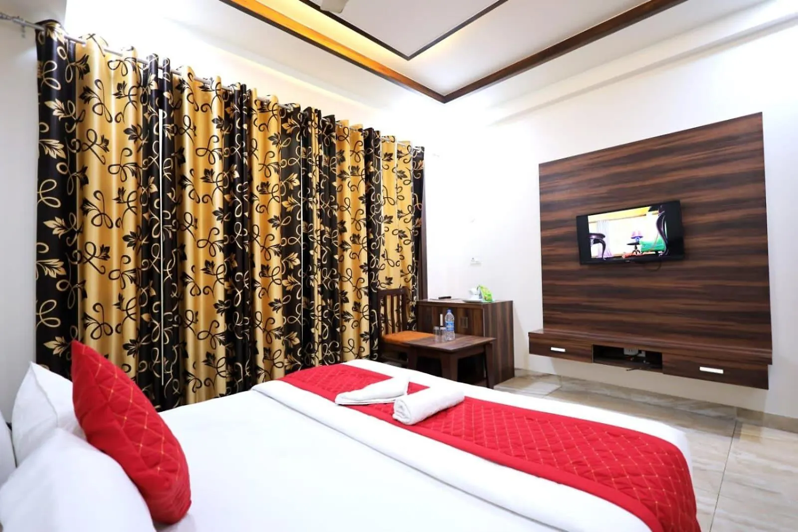 Agra Hotel Agra  3*, Agra (Uttar Pradesh)